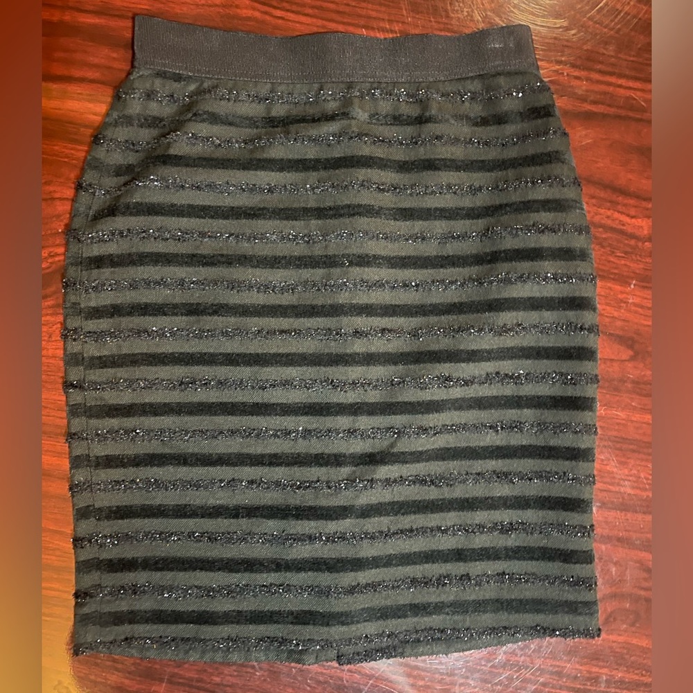 Ann Taylor black skirt